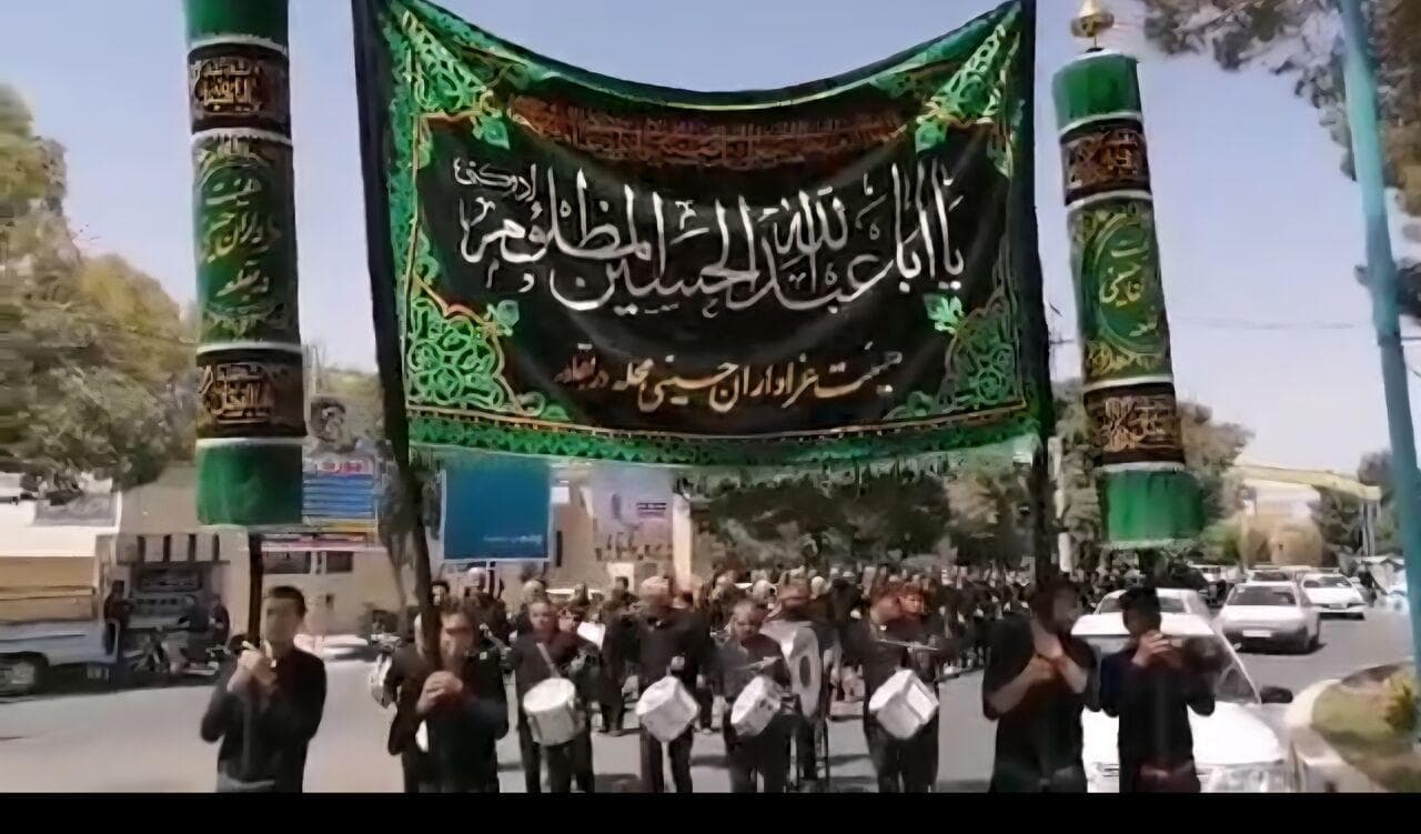 فیلم | ابرکوه یزد در سوگ سالار شهیدان