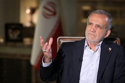پزشکیان: با شعار دادن که نمی‌شود مملکت را درست کرد