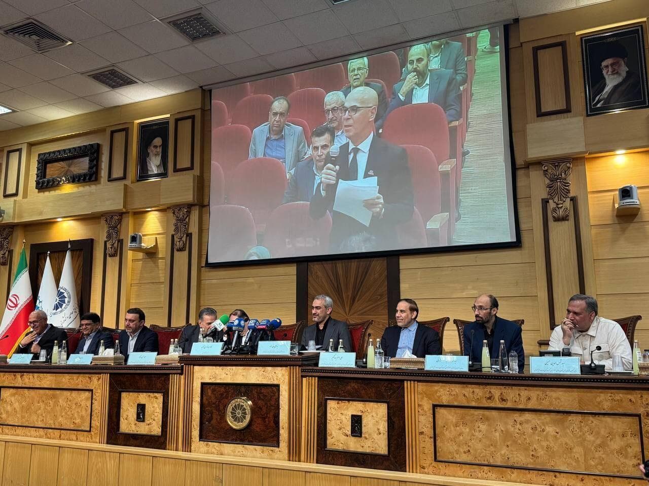 وزیر اقتصاد: اصلاحیه قانون بودجه ۱۴۰۴ به مجلس می رود