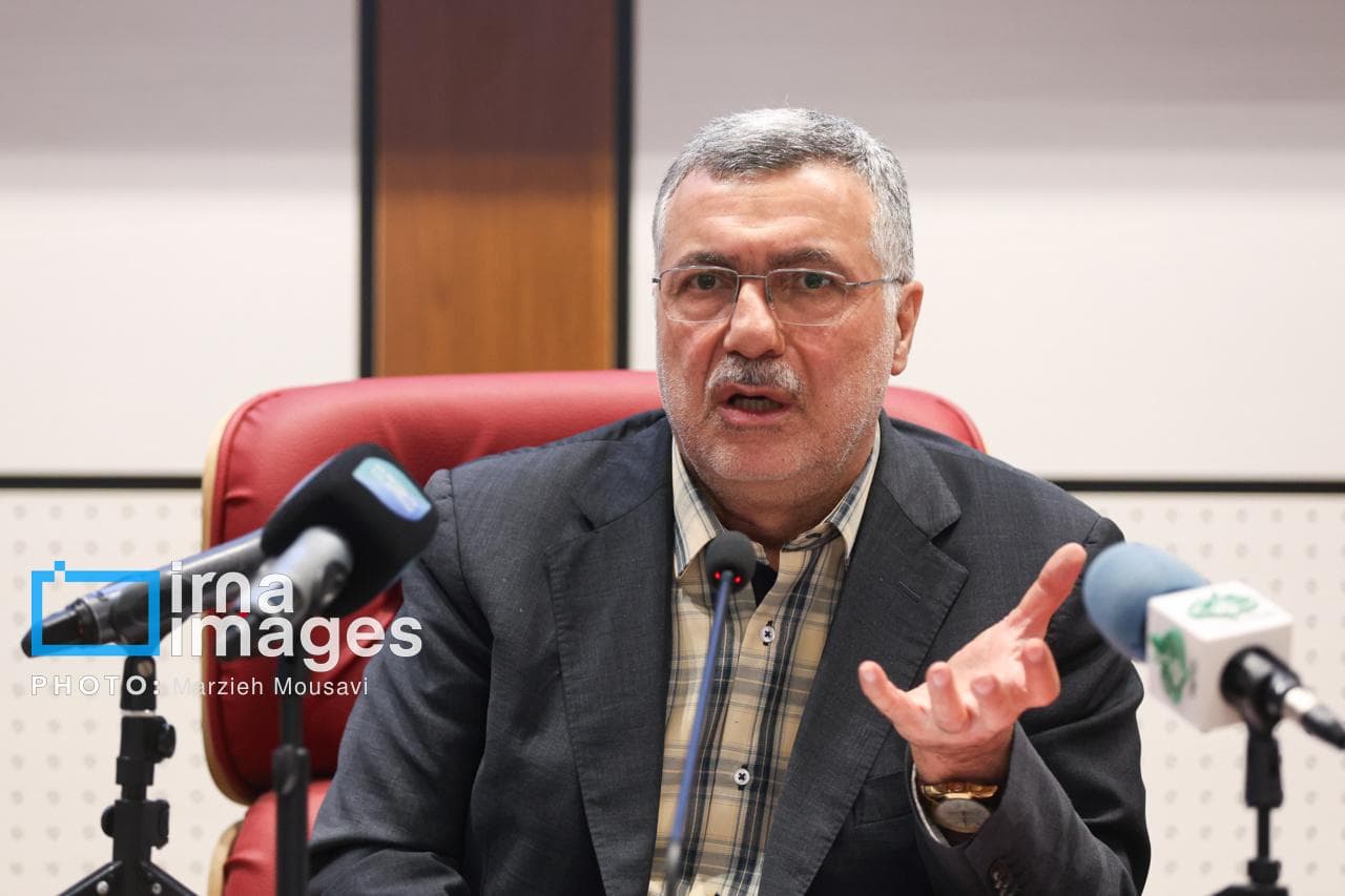 وزیر بهداشت: هوش مصنوعی و آموزش سلامت، کلید کنترل بیماری‌های غیرواگیر است