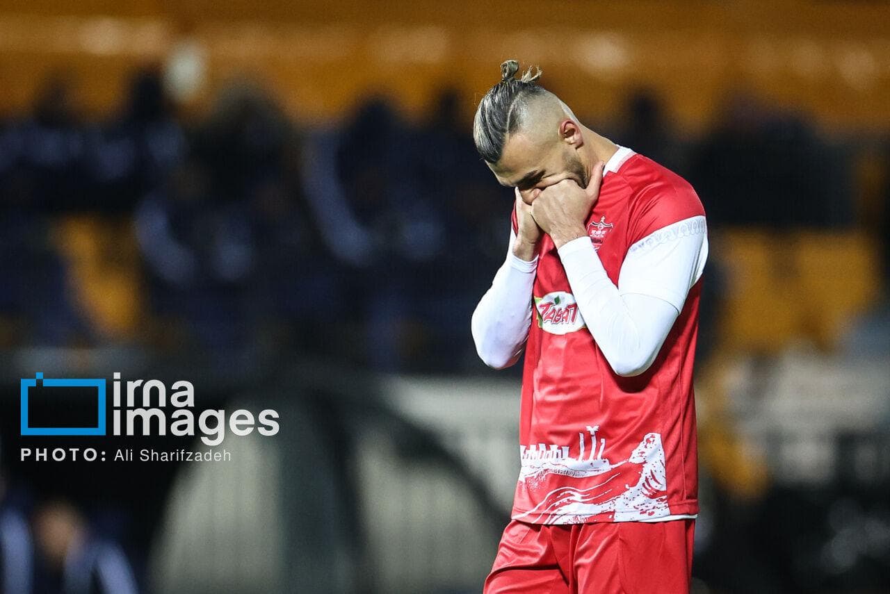 حضور سرزده مهاجم مغضوب در باشگاه پرسپولیس؛ عصبانیت دورسون از درویش