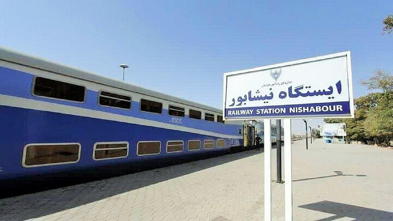 توقف ۳۰ درصد از قطارهای عبوری در نیشابور حذف شد