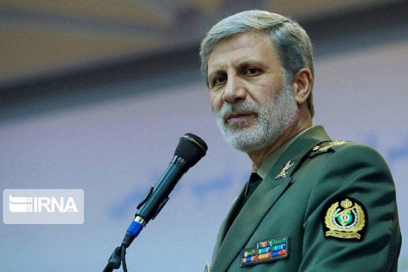 سرلشکر حاتمی: فرزندان ارتش به هر متجاوزی پاسخ کوبنده‌تر می‌دهند