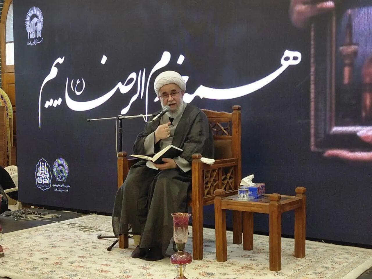 اطاعت از ولی امر الهی، رمز نجات و پیروزی است