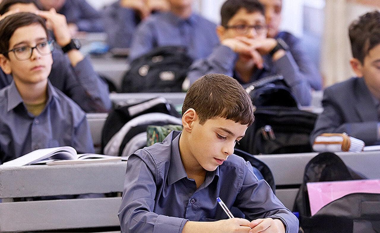 مدارس سمپاد البرز در کارسوق ملی کوپاد رتبه نخست کشوری را کسب کردند 