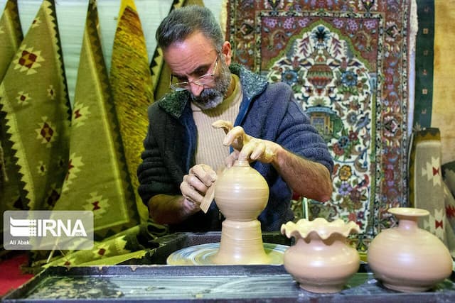 از تلاش برای اشتغال‌زایی تا ثبت یزد به عنوان شهر جهانی زیورآلات سنتی