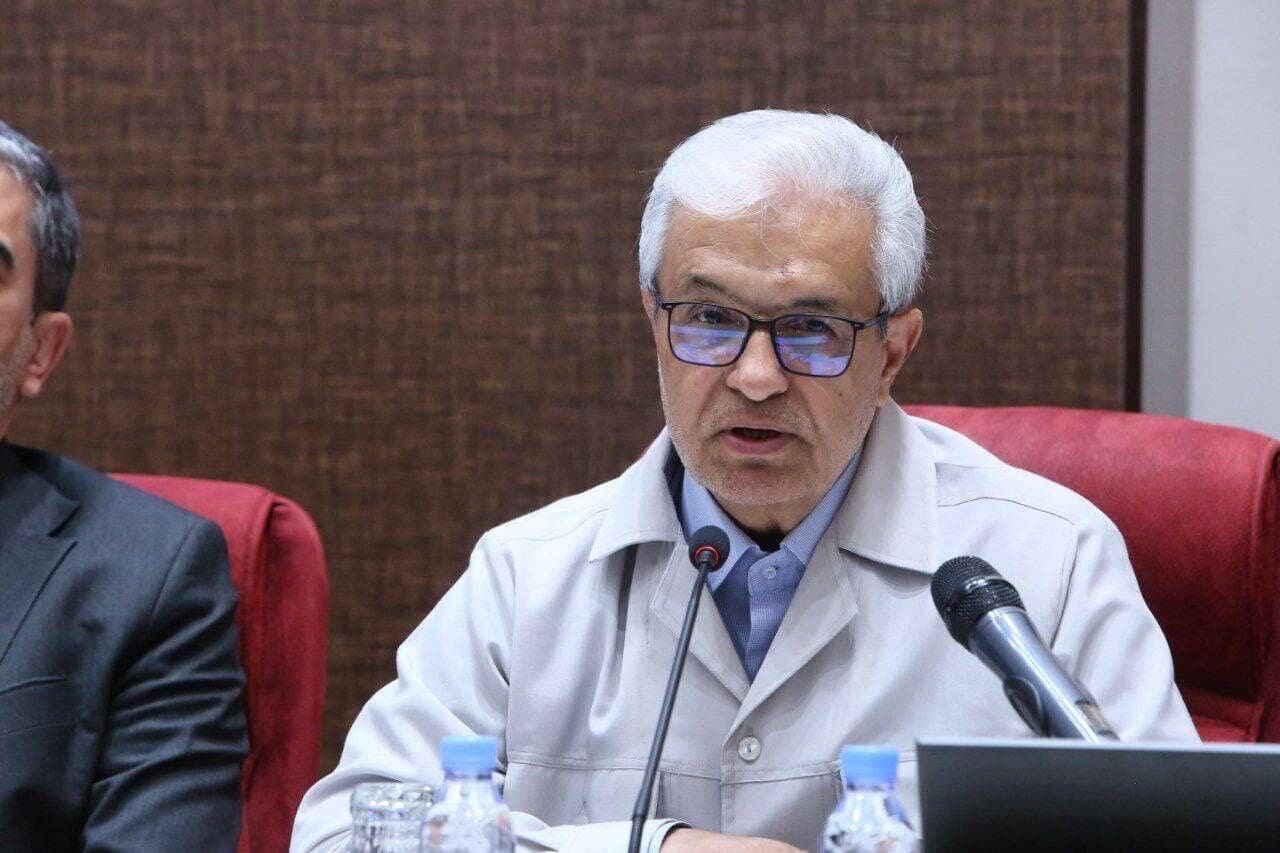 نماینده مجلس: طرحهای نیمه‌تمام ریلی و جاده‌ای خراسان رضوی را به چینی‌ها واگذار کنید