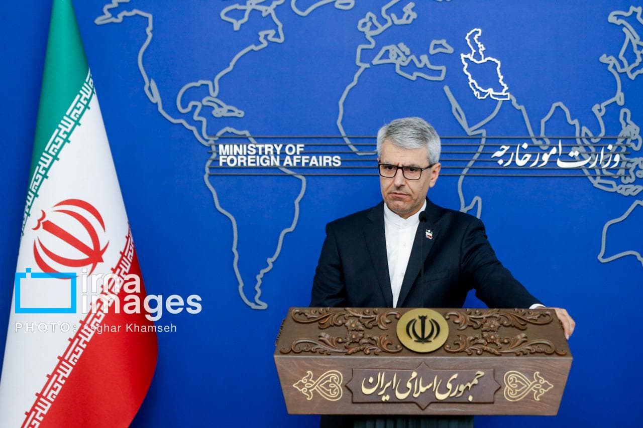بقائی: اروپا می‌تواند در روند اعتمادسازی و توافق نقش مهمی ایفا کند/ضعف ایران توهم است