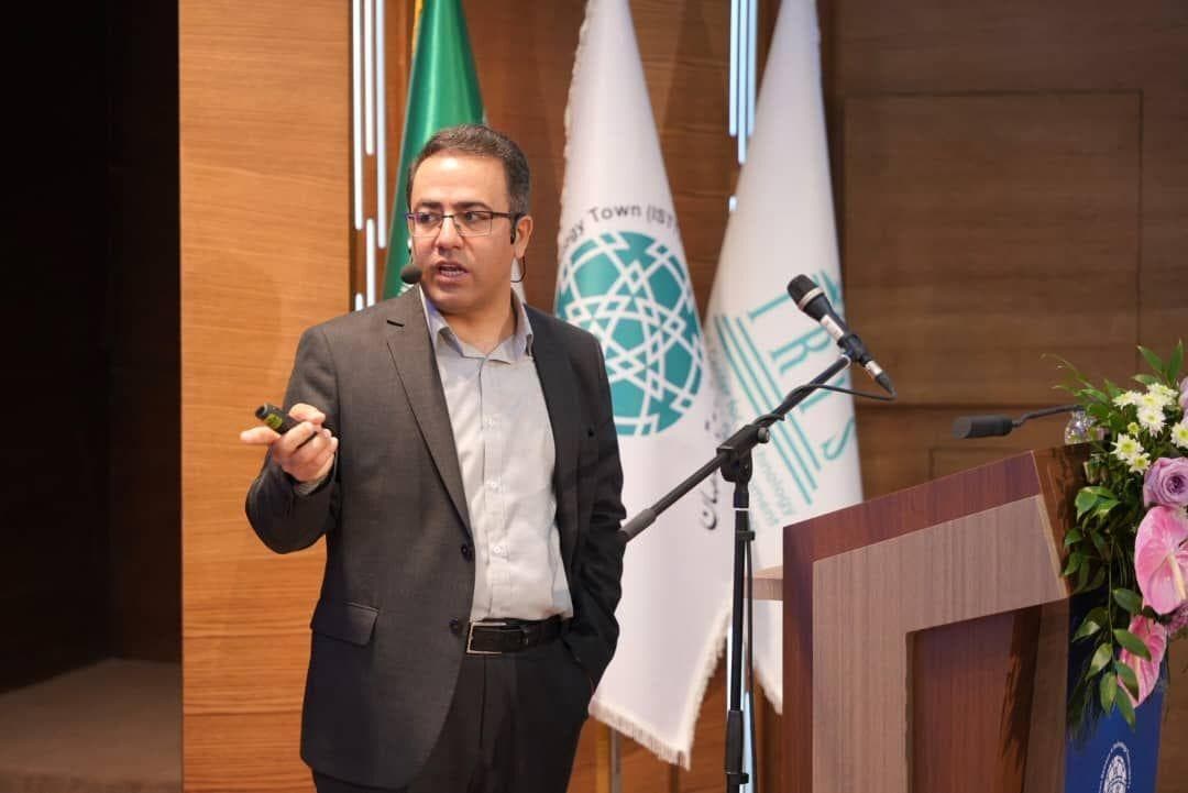 معاون وزیر علوم: دانشگاه با بودجه دولتی متحول نمی‌شود