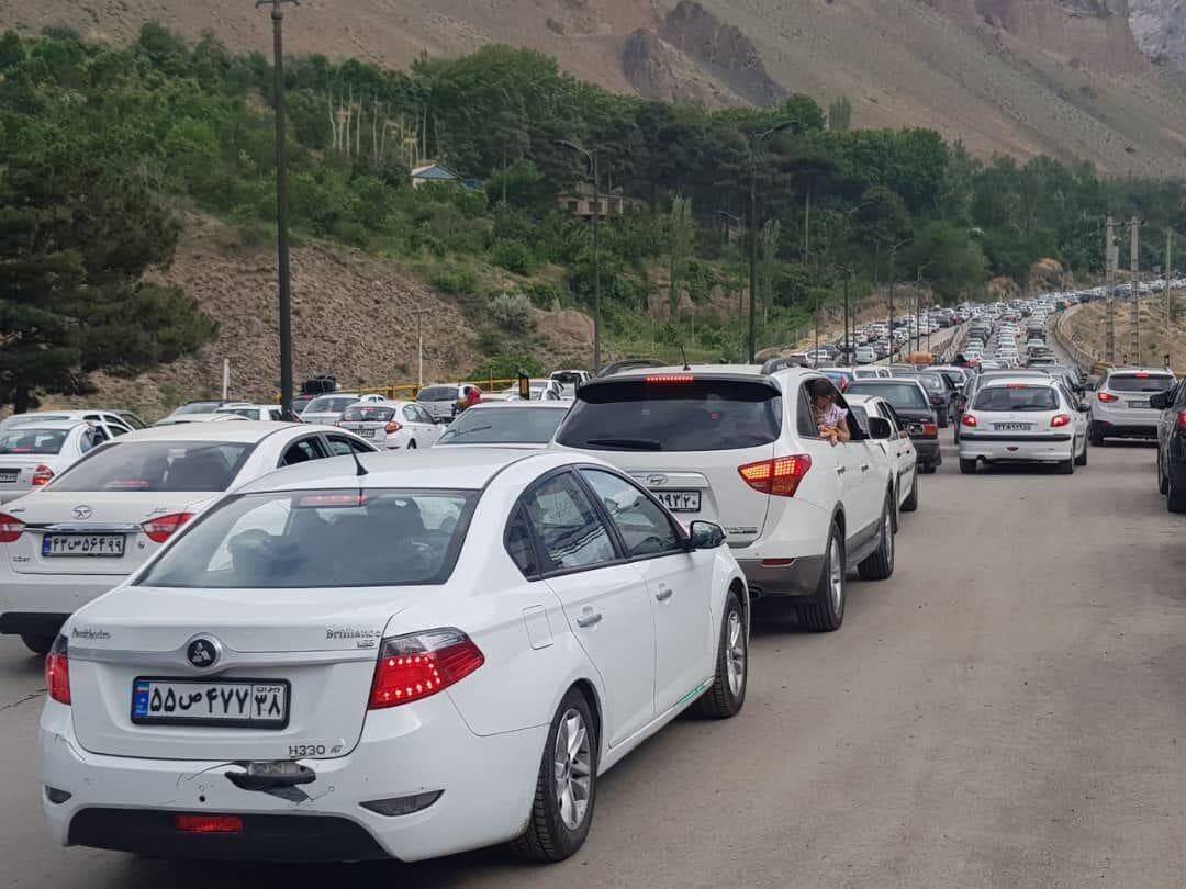ترافیک وسایل نقلیه در برخی از محورهای شمالی و آزادراهی کشور