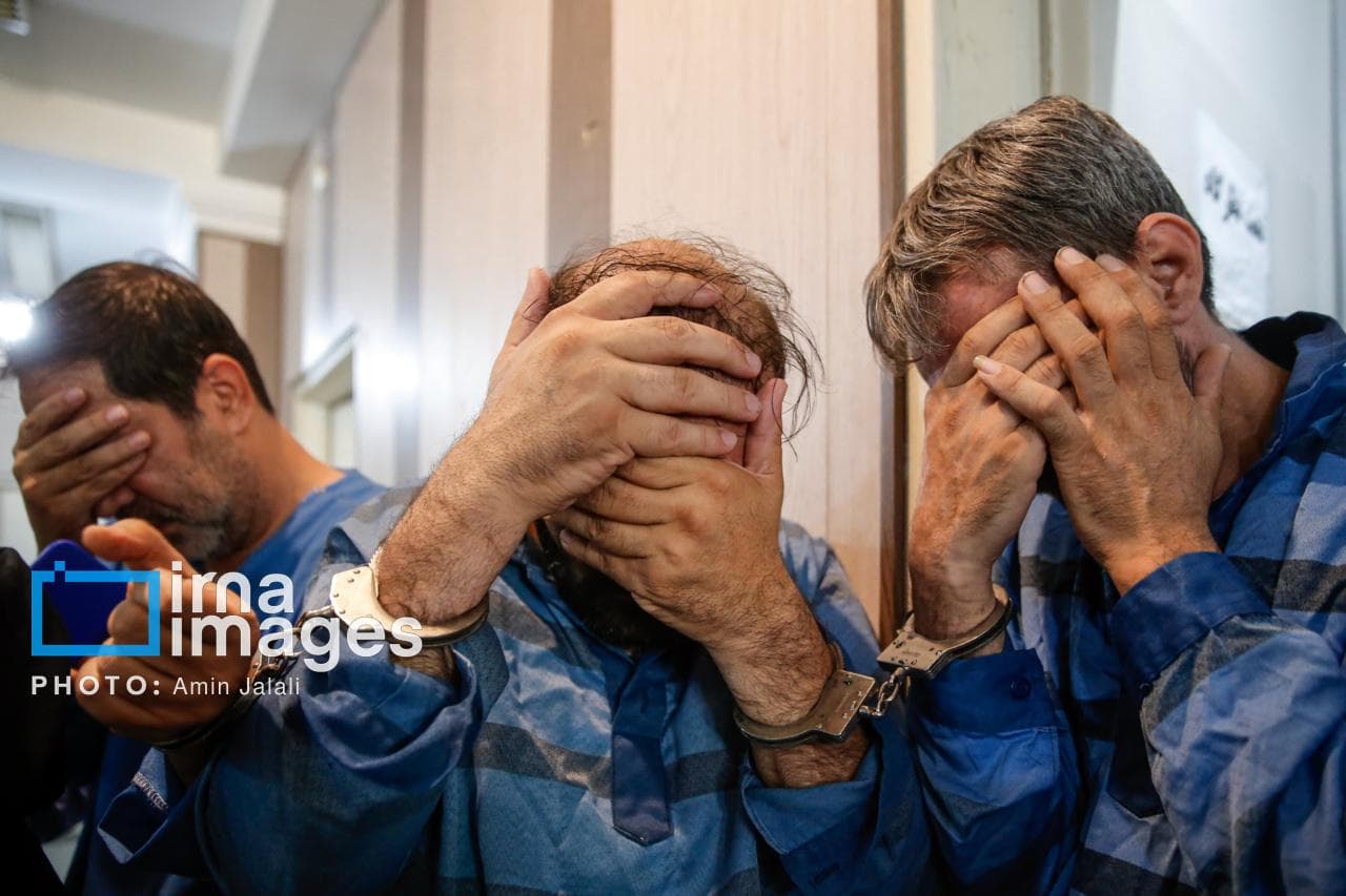 زمین‌گیر شدن اوباش و کشف میلیاردی کالای قاچاق در تهران