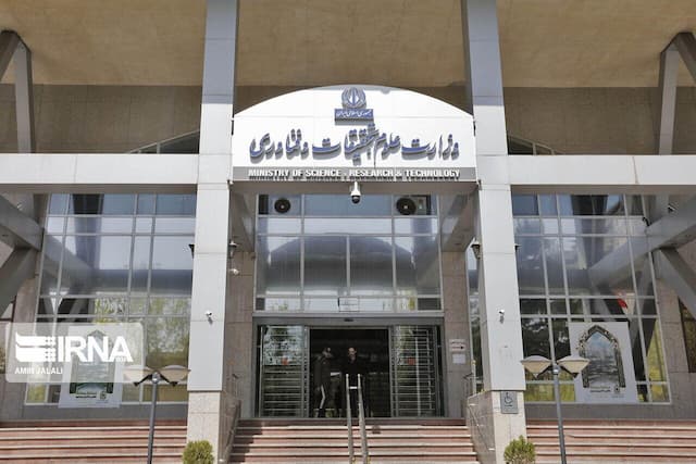 پیشرفت ۷۰ درصدی برنامه‌های پژوهشی در دولت چهاردهم