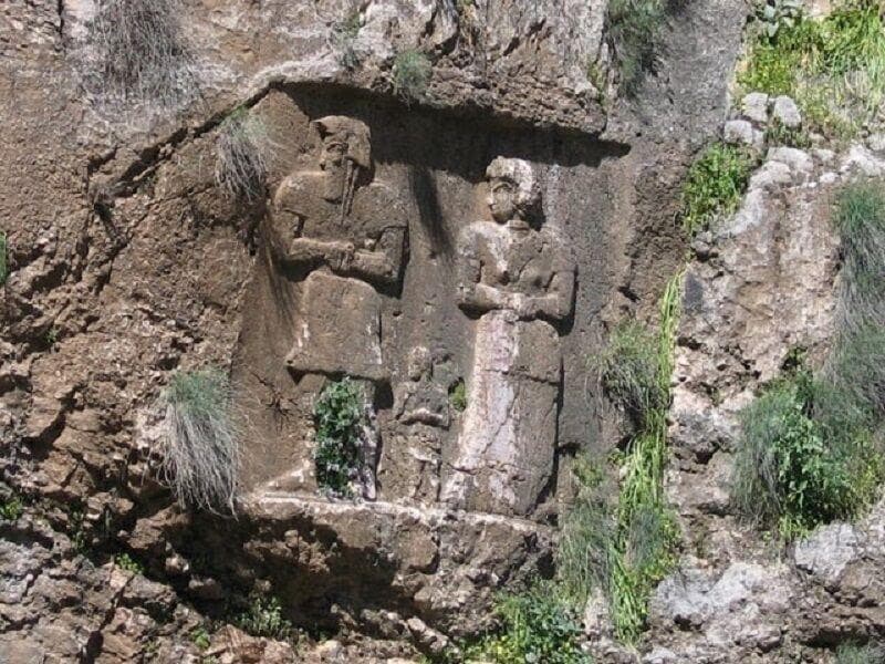 تعرض به محوطه تاریخی سه هزار ساله اشکفت سلمان ایذه