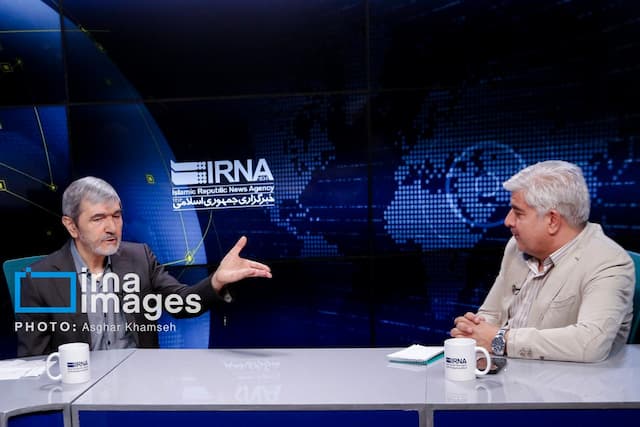 وفاق بایدمیان کسانی شکل بگیردکه باورحداقلی به آن داشته باشند/تعدد احزاب نشانه آشفتگی سیاسی