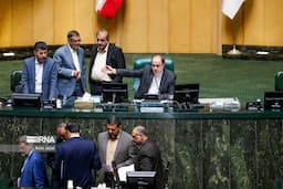 حاجی بابایی: عامل اصلی کمبود آب فقط نحوه الگوی کشت است/ جلسه آینده مجلس ۱۱ شهریور