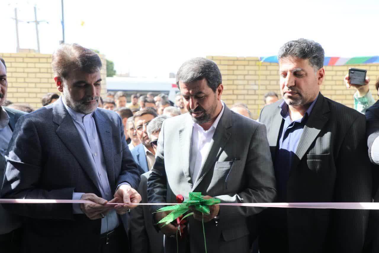 قفل ۱۰ ساله سالن ورزشی چندمنظوره "مهاجران" همدان شکسته شد