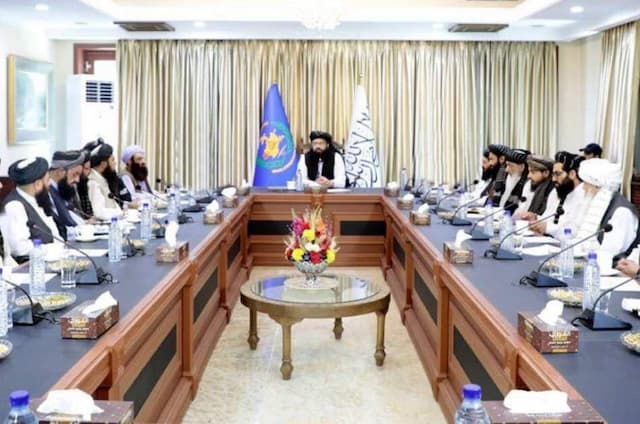 هشدار وزارت مهاجرین حکومت سرپرست طالبان درباره موج بازگشت مهاجران