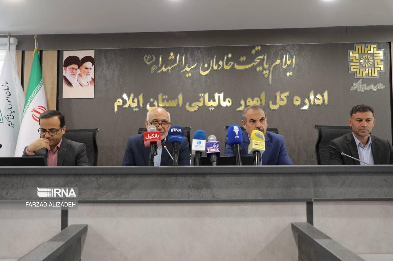تحقق کامل درآمدهای مالیاتی در ایلام و پیشتازی مهران در صادرات غیرنفتی