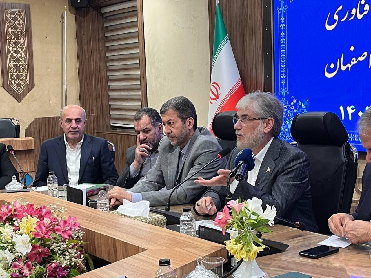 وزیر علوم: رویکرد ما تقویت رشته‌های «بین رشته ای» است