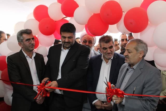 وزیر آموزش و پرورش ۲ طرح عمرانی و اقتصادی غرب سمنان را افتتاح کرد