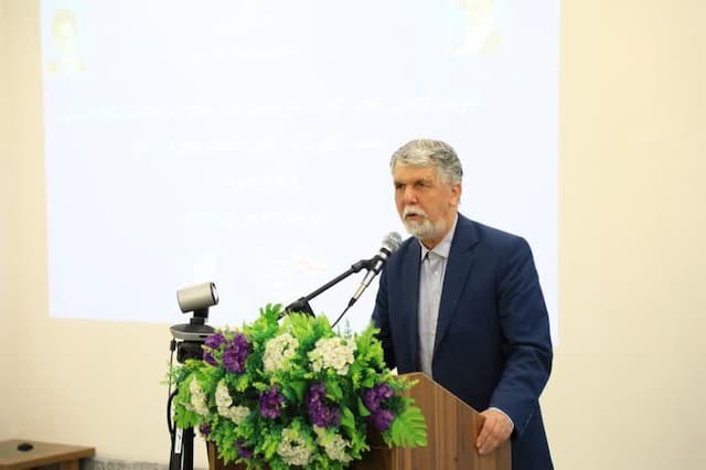 صالحی: تمرکز زدایی از برنامه‌های جدی وزارت فرهنگ و ارشاد اسلامی است