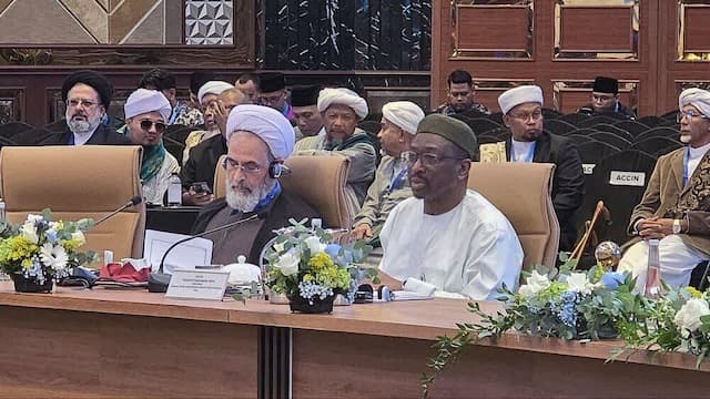 مدیر حوزه‌های علمیه: رهبران دینی برای ظلم‌ستیزی تلاش کنند