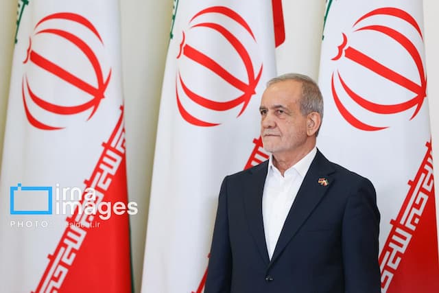 مقابله با اتحاد مقدس، همصدایی با دشمن است/ توازن میدان و مذاکره با اقدامات پزشکیان