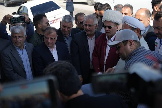 بازدید وزیر کشاورزی از سایت ۴ هزار هکتاری پرورش میگو در گمیشان