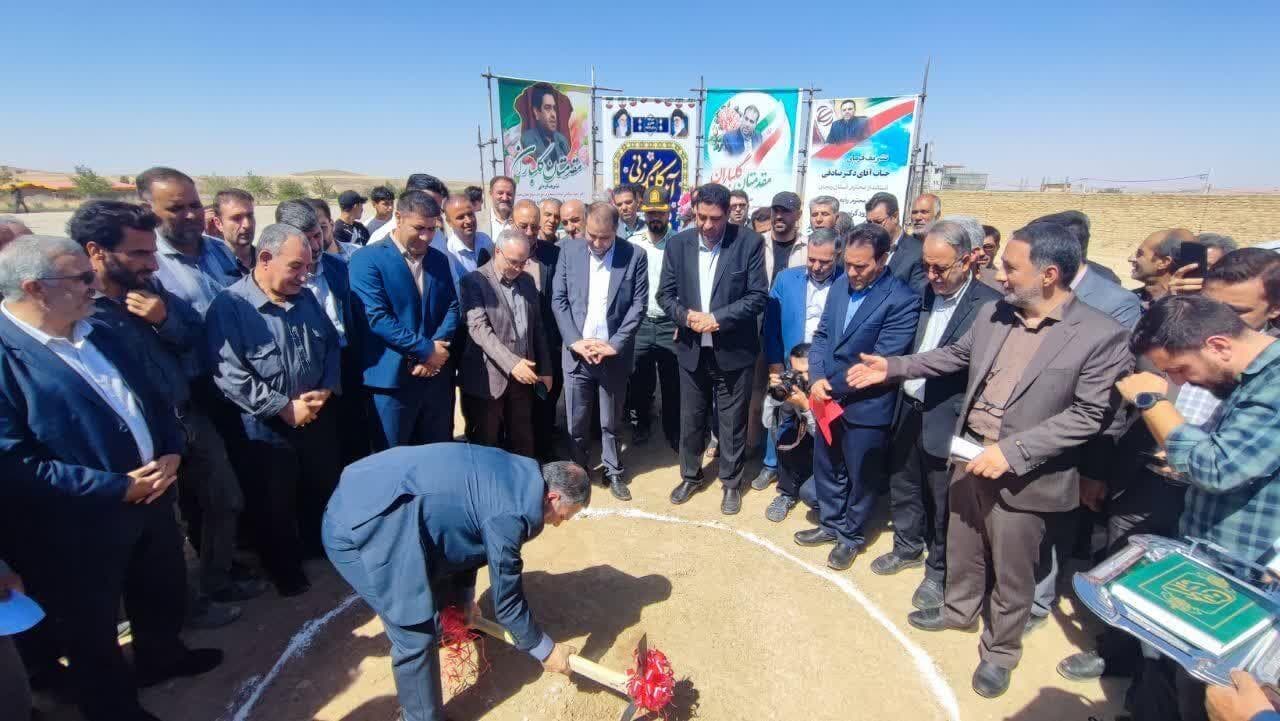 عملیات اجرایی مجموعه ورزشی زرین‌رود خدابنده آغاز شد 