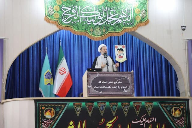 امام جمعه زاهدان: اقتدار ایران در جریان جنگ ۱۲ روزه نتیجه اتحاد مقدس مردم بود