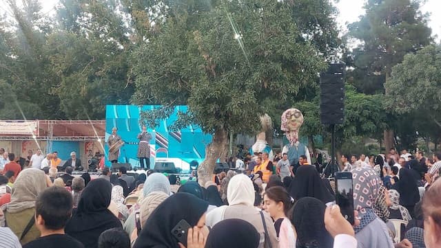 جشنواره غذا؛ طعم بخشندگی در سفره‌های خیران ملایری+فیلم