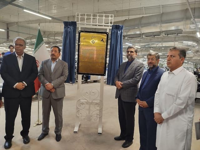 افتتاح خط بافندگی کارخانه بافت بلوچ؛ نماد توسعه صنعتی سیستان و بلوچستان
