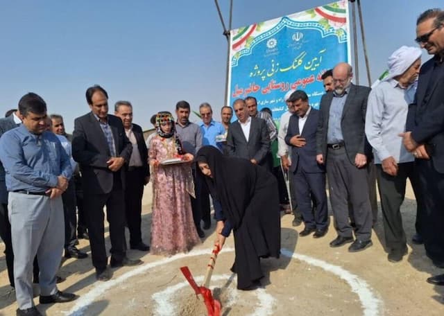 پایان انتظار چند ساله؛ کلنگ کتابخانه روستای «حاضرمیل» دهلران بر زمین زده شد