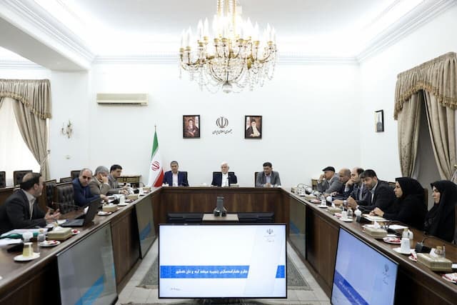 عارف: باید نان با کیفیت با قیمت مناسب در اختیار مردم قرار گیرد