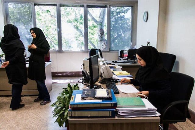 ۲۷۰۰ بانو در پست‌های مدیریتی دولت چهاردهم فعالیت می‌کنند