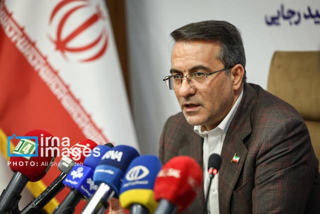 لبیک سازمان اداری و استخدامی به درخواست پزشکیان/ دستگاه‌های موازی حذف می‌شوند