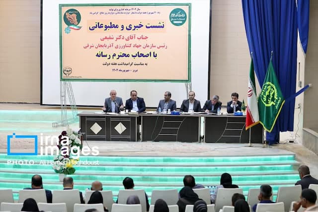 کاهش سالانه ۳۰ میلیون مترمکعب آب در بخش کشاورزی آذربایجان شرقی تکلیف استان است
