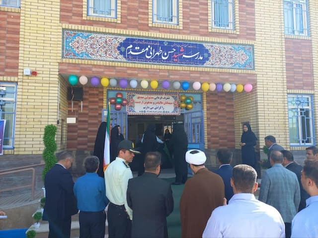 افتتاح ۲ پروژه آموزشی و ورزشی در اسلام‌آبادغرب