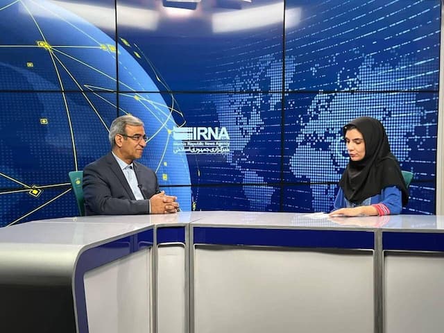 استاندار خراسان رضوی: یک شبکه نخبگانی ۱۵۰۰ نفری به مدیریت این استان ایده و فکر می‌دهند