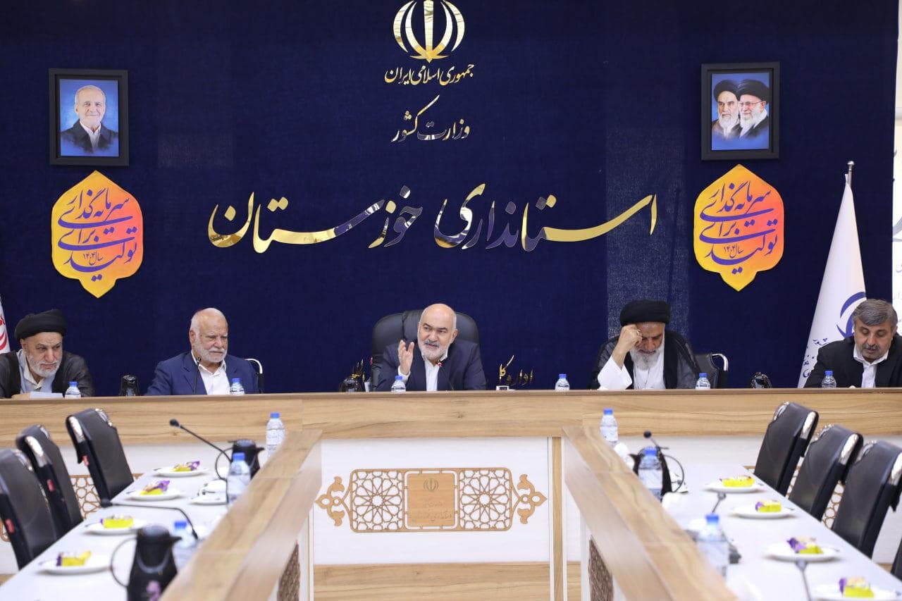 استاندار خوزستان: گرایش به سمت نماز در پیشگیری از آسیب‌های اجتماعی موثر است