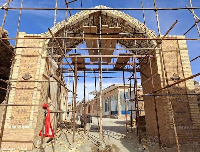 ۹ میلیارد ریال برای احیای دروازه روستای تاریخی «ازغند» مه‌ولات هزینه شد