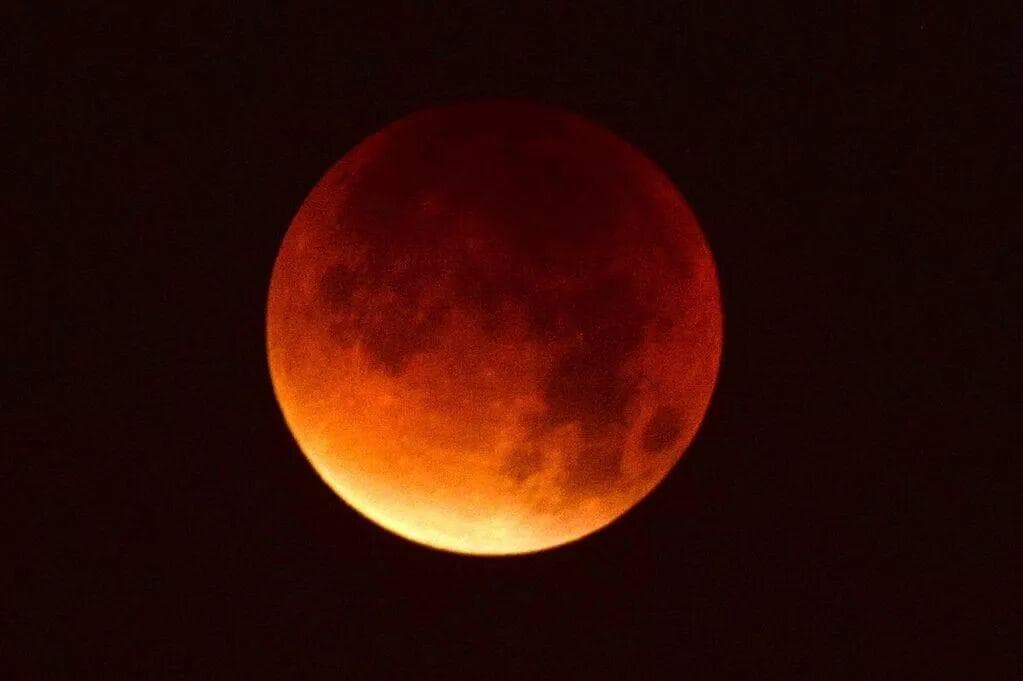 آسمان شب، میزبان «ماه خونین» می‌شود