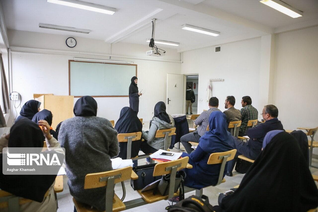سرپرست دانشگاه پیام نور یزد: توسعه آموزش ترکیبی، اولویت این مرکز آموزشی است