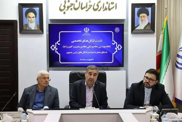 مشاور رئیس‌جمهور: تشکل‌ها در فرآیند تصمیم‌گیری‌ها نقش مؤثر داشته باشند