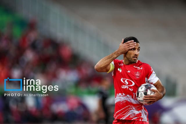 رسمی؛ کاپیتان سابق پرسپولیس راهی فولاد شد