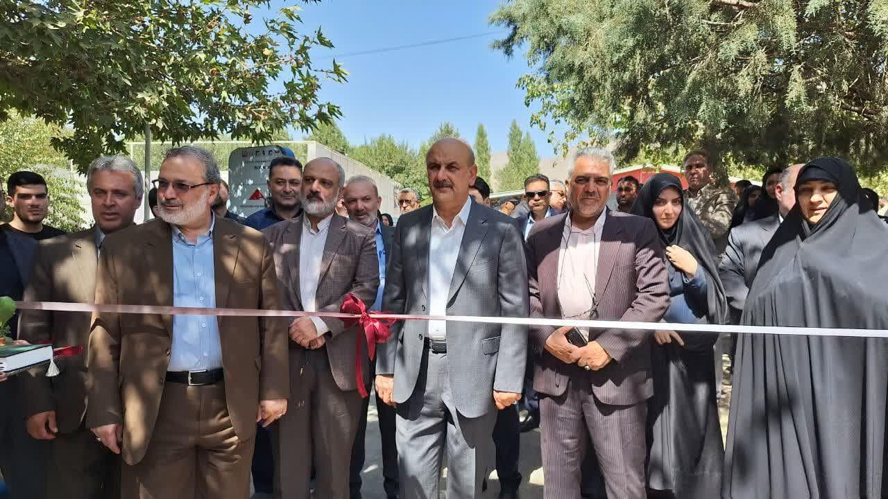 گشایش ۶ طرح علمی تحقیقاتی و ورزشی در دانشگاه آزاد البرز