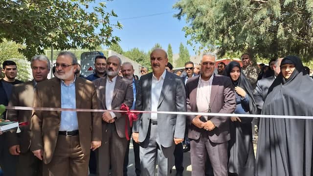 گشایش ۶ طرح علمی تحقیقاتی و ورزشی در دانشگاه آزاد البرز