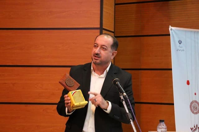 دستگاه‌های برتر خراسان جنوبی در جشنواره شهید رجایی تجلیل شدند