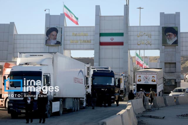 صادرات کالا در مرز پرویزخان از سرگرفته شد