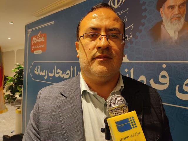 فرماندار یزد: پیگیر حل مشکل آلایندگی گلخانه‌ها هستیم